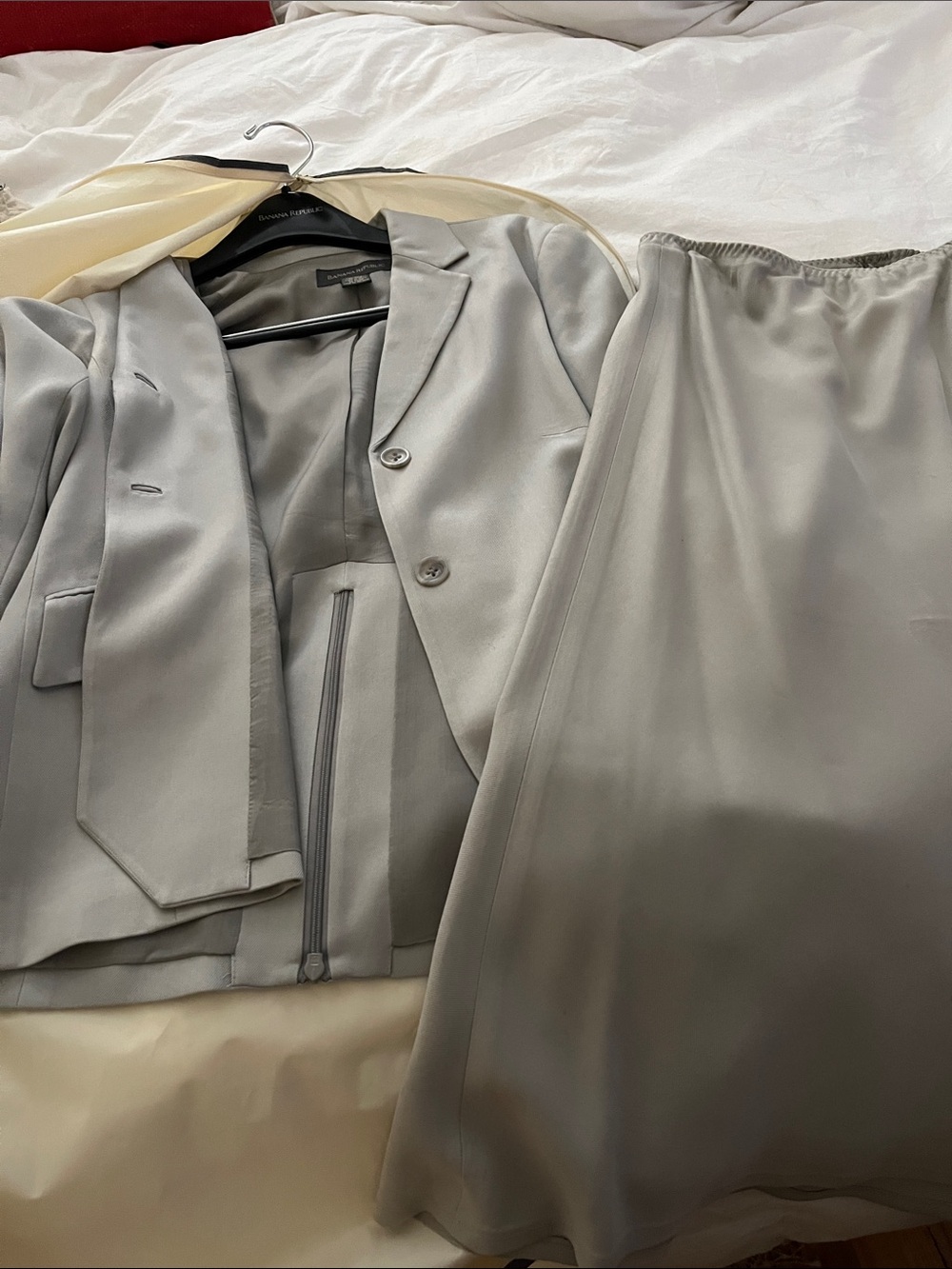 Banana Republic Light Gray Women's Two-Piece skirt suit